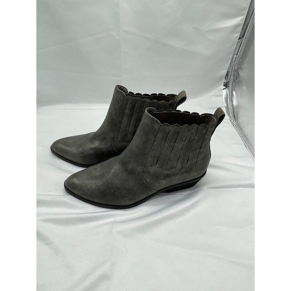 Yellow Box Pewter Ankle Boots Sz 9M